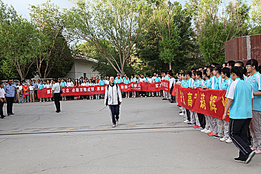 楚雄新高考是否复读,高考录取了大专可以复读